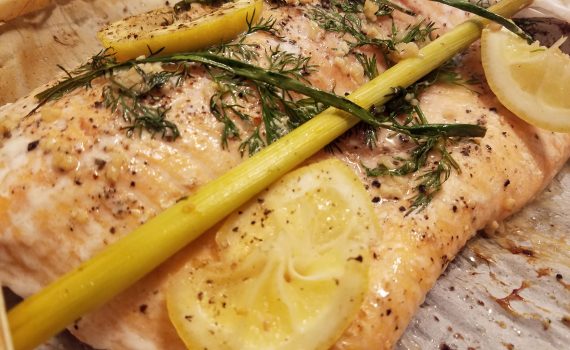 Parchment Paper Salmon with Dill, Lemon, & Lemongrass