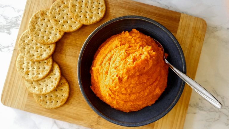 Turmeric & Roasted Pepper Hummus