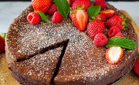 Decadent Flourless Chocolate Cake