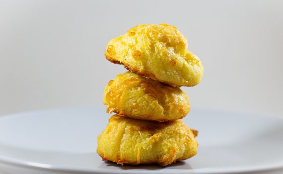 Gougères (French Cheese Puffs)