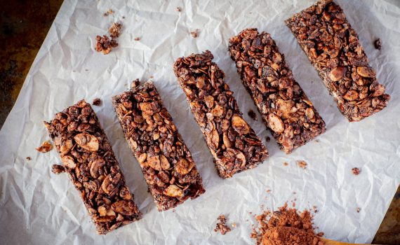 Dark Chocolate Almond Granola Bars