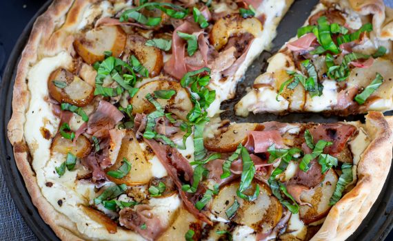 Balsamic Caramelized Pear & Prosciutto Pizza