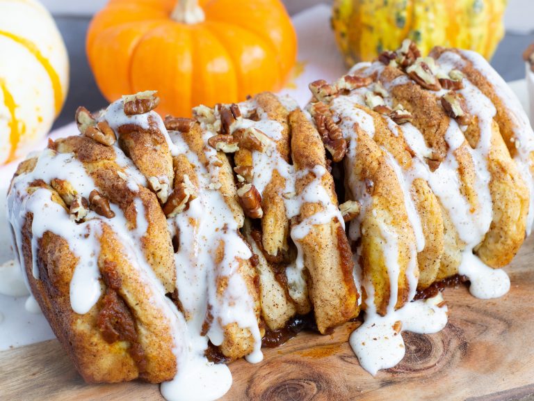 Festive Pumpkin Pull Apart Bread