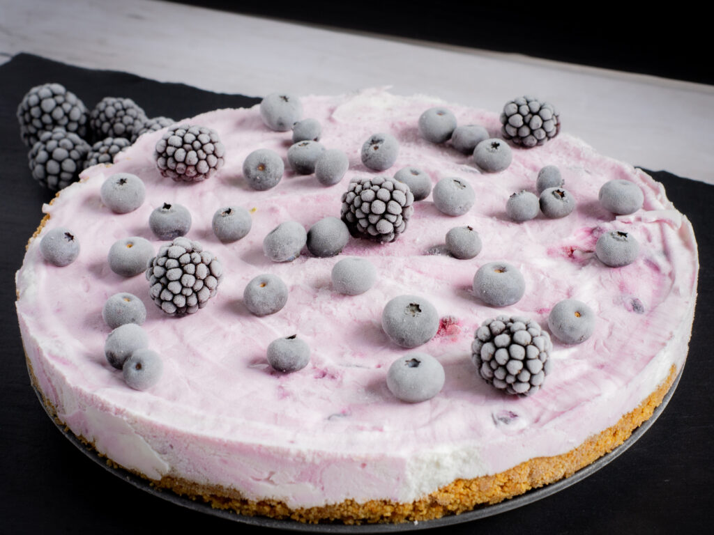 Close up shot of Icelandic Skyr Cake with berries